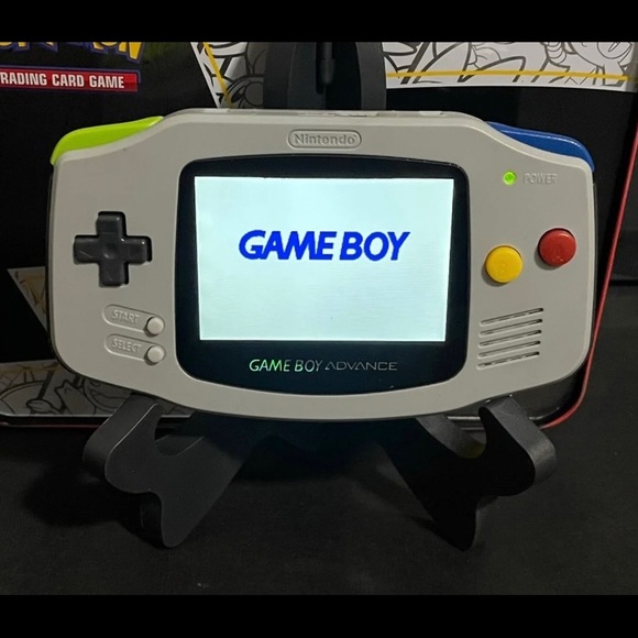 Gameboy Advance Famicom Custom LCD Mod. - Picture 7 of 10